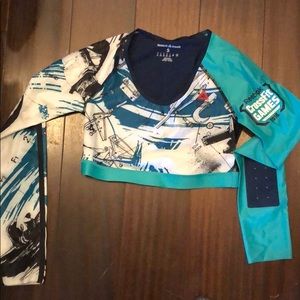 2016 CrossFit games crop long sleeve